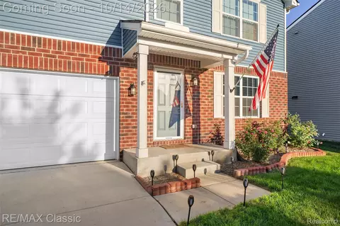 6019 Ravine Ct, Ypsilanti, MI 48197