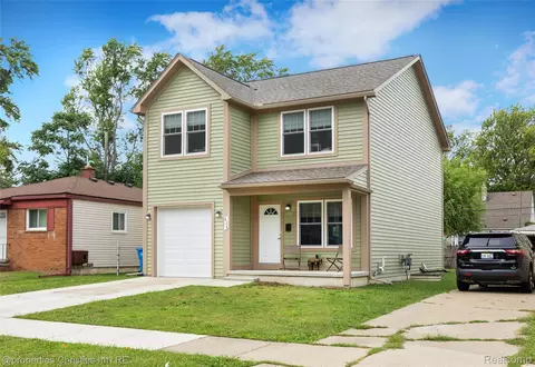 628 W Hudson Ave, Madison Heights, MI 48071