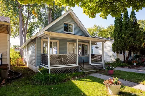 Exterior - 770 E Hazelhurst St, Ferndale, MI 48220 photo 2 of 6