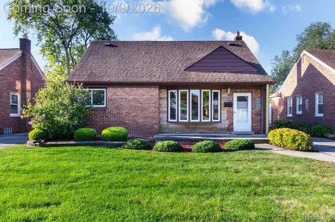 15275 Champaign Rd, Allen Park, MI 48101