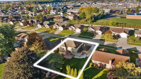 View/Area - 46850 Barbara Dr, Macomb, MI 48044 photo 6 of 9