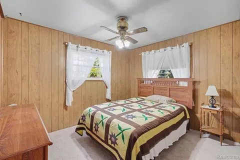 Bedroom - 5039 E Frances Rd, Thetford, MI 48458 photo 2 of 3