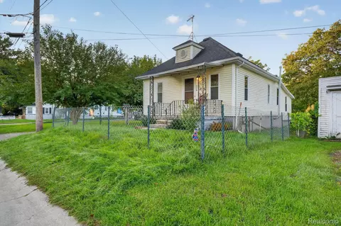 Other - 1116 E 8th St, Monroe, MI 48161 photo 3 of 10