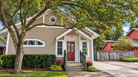 3668 Shorewood Rd, North Lakeport, MI 48059