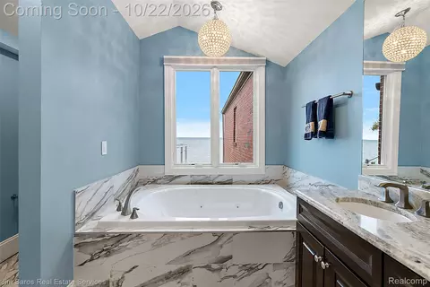 Bath - 34376 Jefferson Ave, Harrison, MI 48045 photo 3 of 6