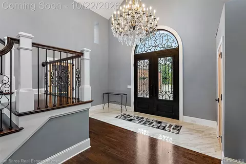 Entry Way - 34376 Jefferson Ave, Harrison, MI 48045 photo 1 of 5