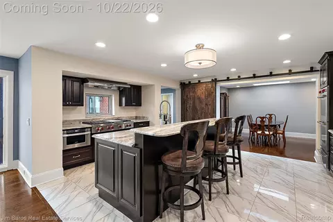 Kitchen - 34376 Jefferson Ave, Harrison, MI 48045 photo 1 of 7
