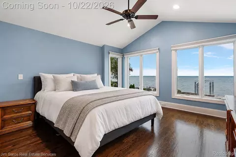 Bedroom - 34376 Jefferson Ave, Harrison, MI 48045 photo 1 of 4