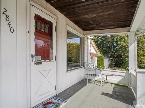 Exterior - 2840 Miller Rd, Flint, MI 48503 photo 5 of 10