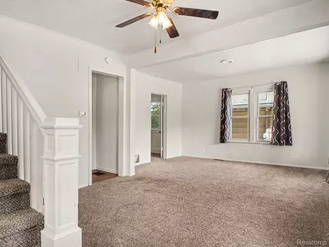 Living - 2840 Miller Rd, Flint, MI 48503 photo 3 of 6