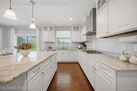 Kitchen - 1885 Euler Rd, Brighton, MI 48114 photo 4 of 5
