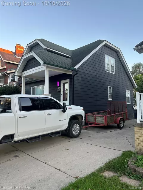 1389 Mark Ave, Lincoln Park, MI 48146