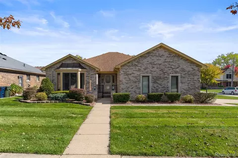 35616 Wellston Ave, Sterling Heights, MI 48312