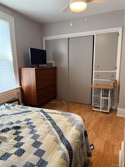 Bedroom - 539 N Silver St, Bad Axe, MI 48413 photo 2 of 3