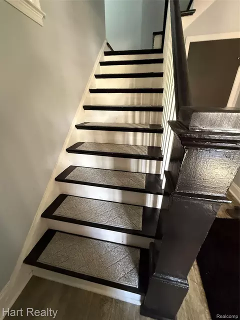 Entry Way - 539 N Silver St, Bad Axe, MI 48413 photo 5 of 6
