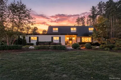 5070 Ramsey Rd, Brandon, MI 48371