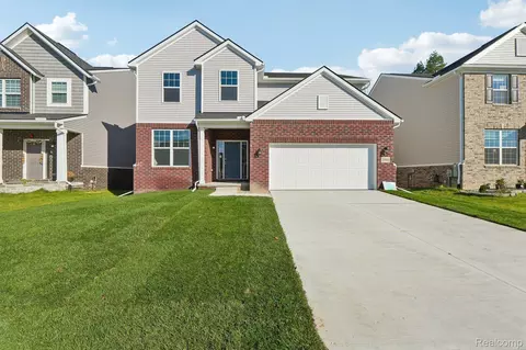 20908 Losino Dr, Lyon, MI 48178