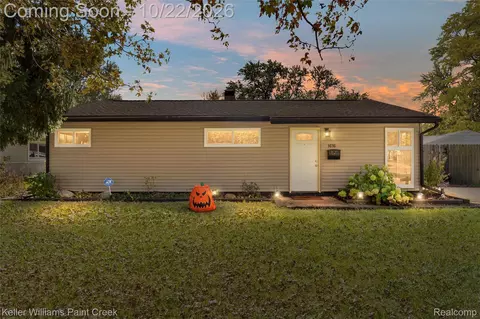 1616 Mollie St, Ypsilanti, MI 48198