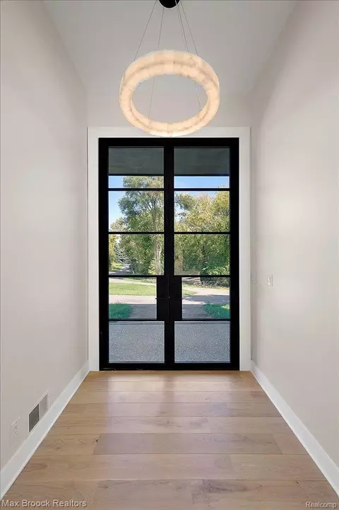 Entry Way - 4597 Clarkston Rd, Independence, MI 48348 photo 1 of 7