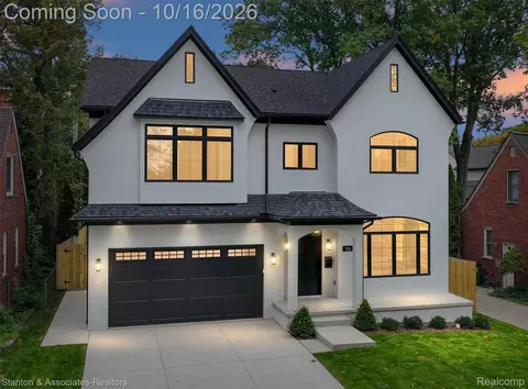 526 W Webster Rd, Royal Oak, MI 48073