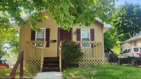 57 W Rundell St, Pontiac, MI 48342