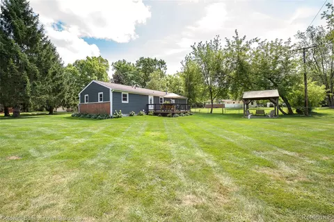 Exterior - 1810 Gray Rd, Genoa, MI 48843 photo 15 of 16