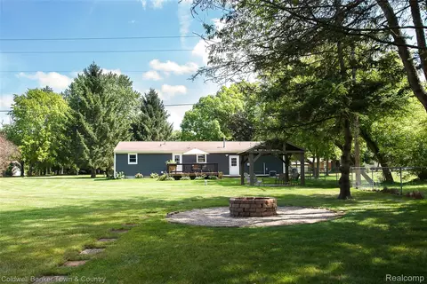 Exterior - 1810 Gray Rd, Genoa, MI 48843 photo 12 of 16