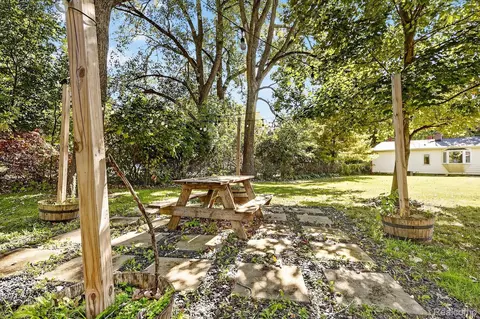 Exterior - 9096 Carpenter Rd, Flushing, MI 48433 photo 11 of 13
