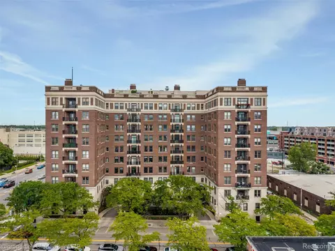 2900 E Jefferson Ave Apt Ave #901D, Detroit, MI 48207