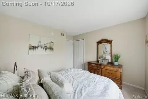 Bedroom - 1027 Spirea Dr, Marion, MI 48843 photo 2 of 3