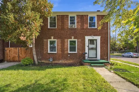 16500 Lindsay St, Detroit, MI 48235