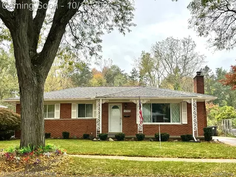 14969 Ellen Dr, Livonia, MI 48154