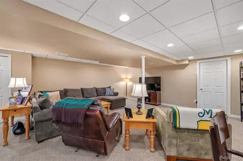 Other - 21354 Pine Cone Dr, Macomb, MI 48042 photo 16 of 22