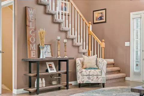 Entry Way - 21354 Pine Cone Dr, Macomb, MI 48042 photo 5 of 8
