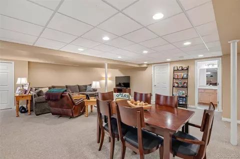 Dining - 21354 Pine Cone Dr, Macomb, MI 48042 photo 4 of 4