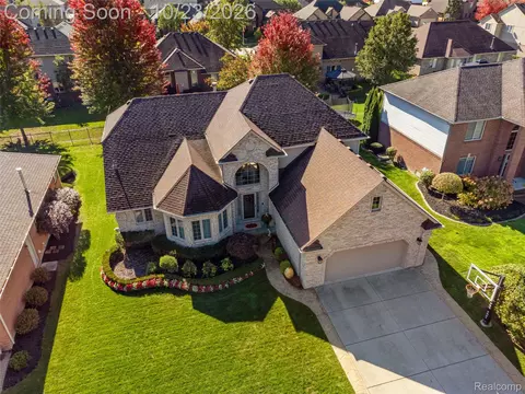 View/Area - 21354 Pine Cone Dr, Macomb, MI 48042 photo 1 of 11