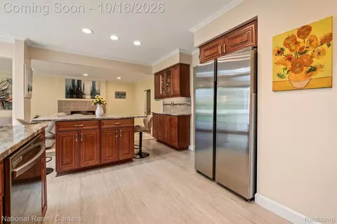 Kitchen - 2793 Waterloo Dr, Troy, MI 48084 photo 5 of 5