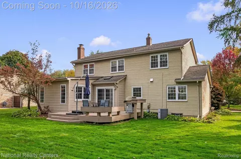 Exterior - 2793 Waterloo Dr, Troy, MI 48084 photo 1 of 3
