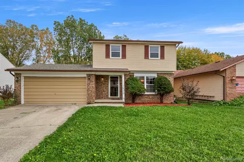 1950 Andover Dr, Superior, MI 48198