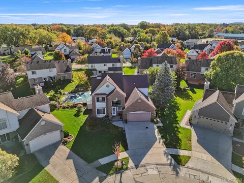 View/Area - 6688 Fox Path, Canton, MI 48187 photo 4 of 7