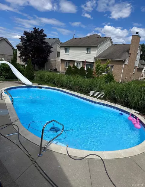 Exterior - 6688 Fox Path, Canton, MI 48187 photo 12 of 13