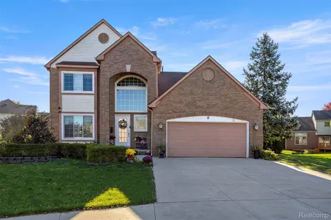 Exterior - 6688 Fox Path, Canton, MI 48187 photo 2 of 13