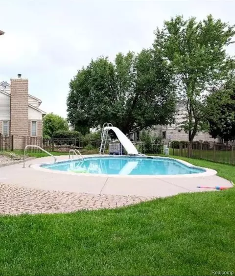 Exterior - 6688 Fox Path, Canton, MI 48187 photo 13 of 13