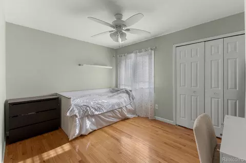 Bedroom - 6688 Fox Path, Canton, MI 48187 photo 2 of 5