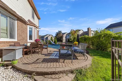 Exterior - 6688 Fox Path, Canton, MI 48187 photo 6 of 13
