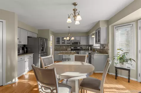 Kitchen - 6688 Fox Path, Canton, MI 48187 photo 2 of 6