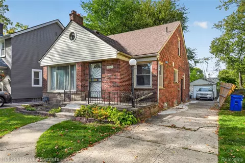 16725 Sunderland Rd, Detroit, MI 48219