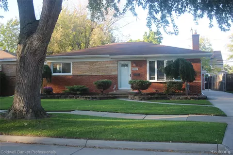 21205 Centennial, Saint Clair Shores, MI 48081