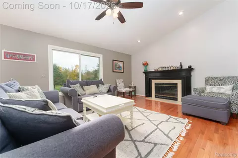 Living - 3340 Bennington Dr, Wixom, MI 48393 photo 3 of 4