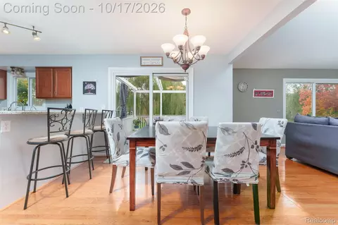 Dining - 3340 Bennington Dr, Wixom, MI 48393 photo 2 of 2